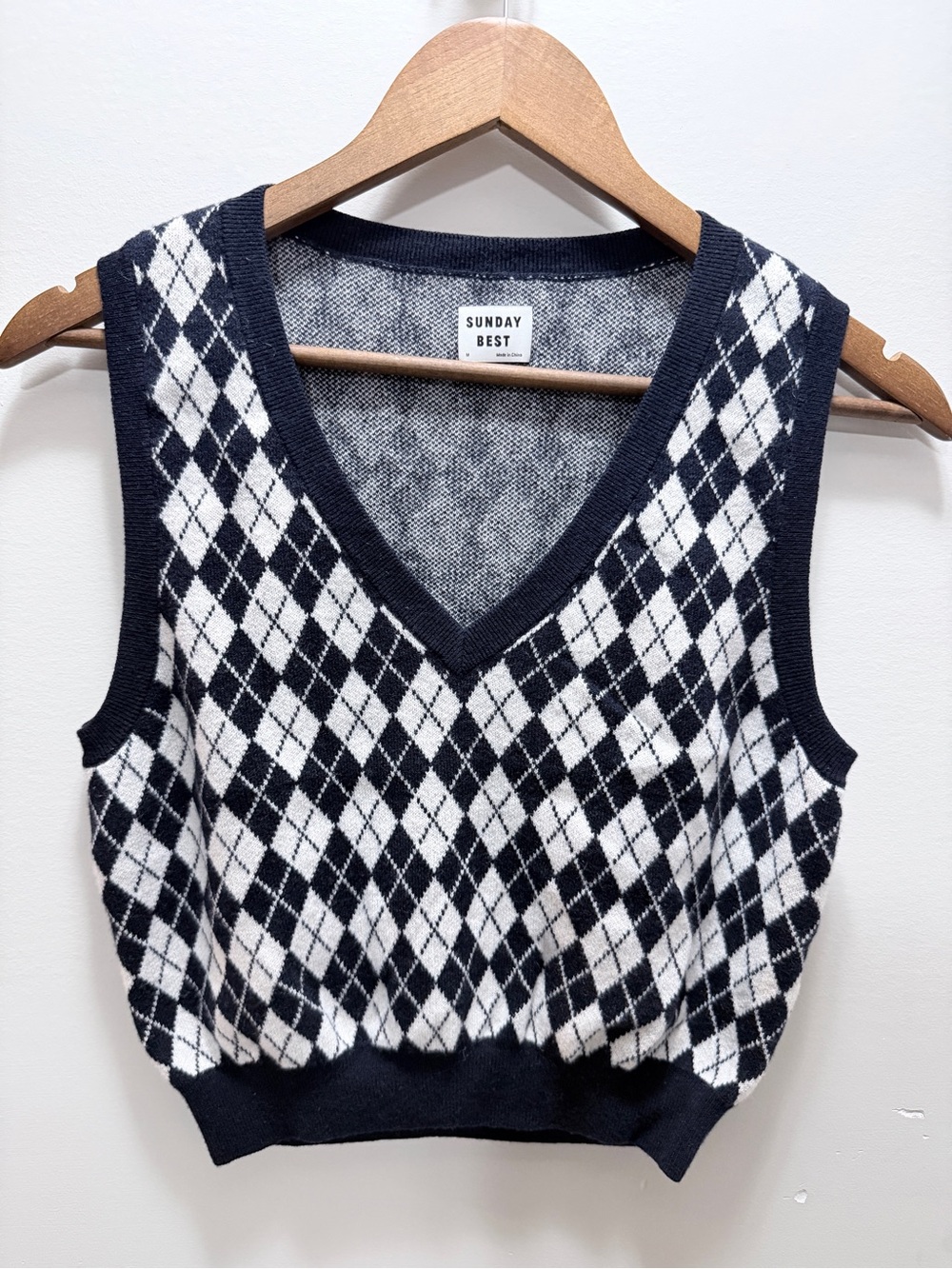 Sunday Best Navy & White Argyle Knit Vest Size M